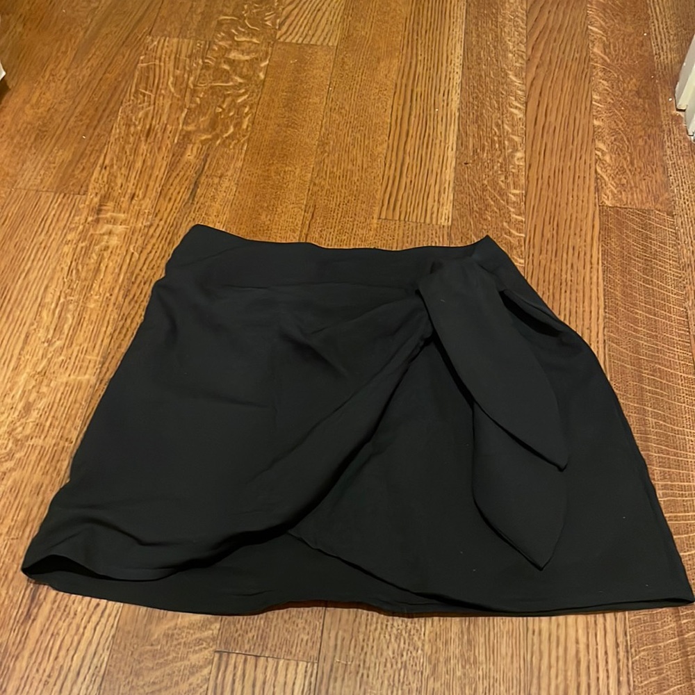 Lily Rain black tie skirt